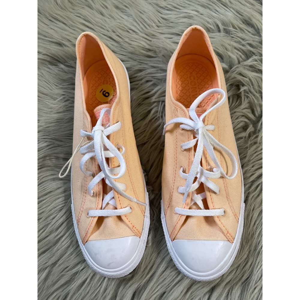 Converse Chuck Taylor All Star Dainty Peach Apricot Low Top Sneakers Womens 9